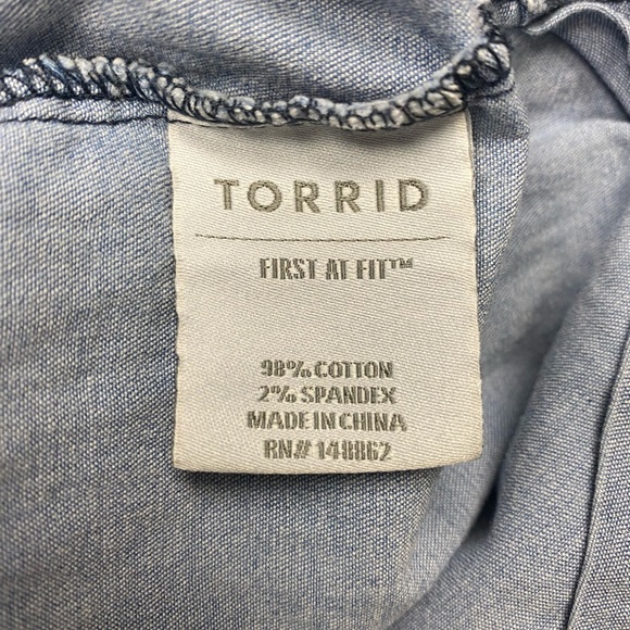 Torrid Drawstring Waist Romper - Medium Wash Chambray Denim Size 1 - Picture 6 of 13